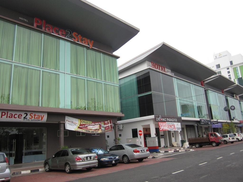Place2Stay Hotel Malacca Exterior photo