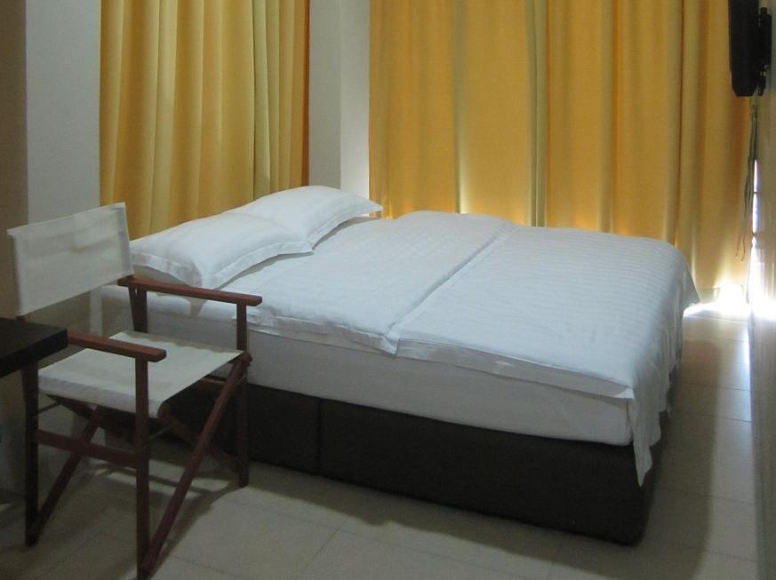 Place2Stay Hotel Malacca Exterior photo
