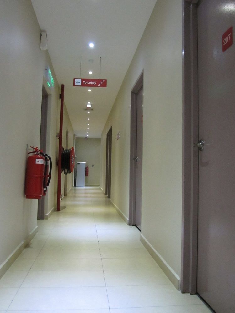 Place2Stay Hotel Malacca Exterior photo