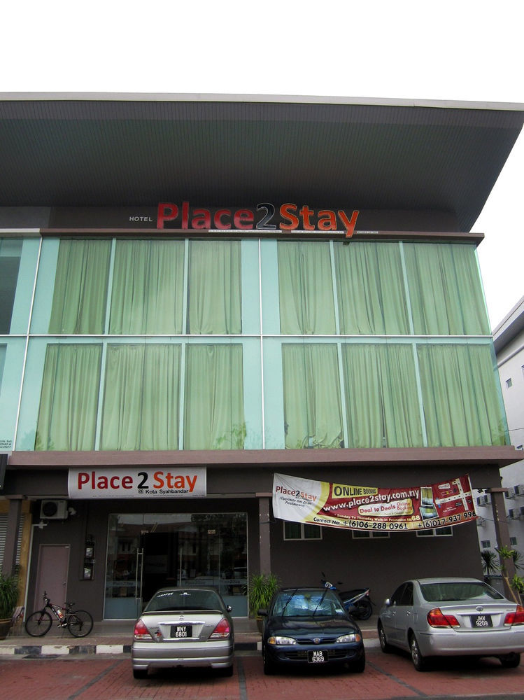 Place2Stay Hotel Malacca Exterior photo